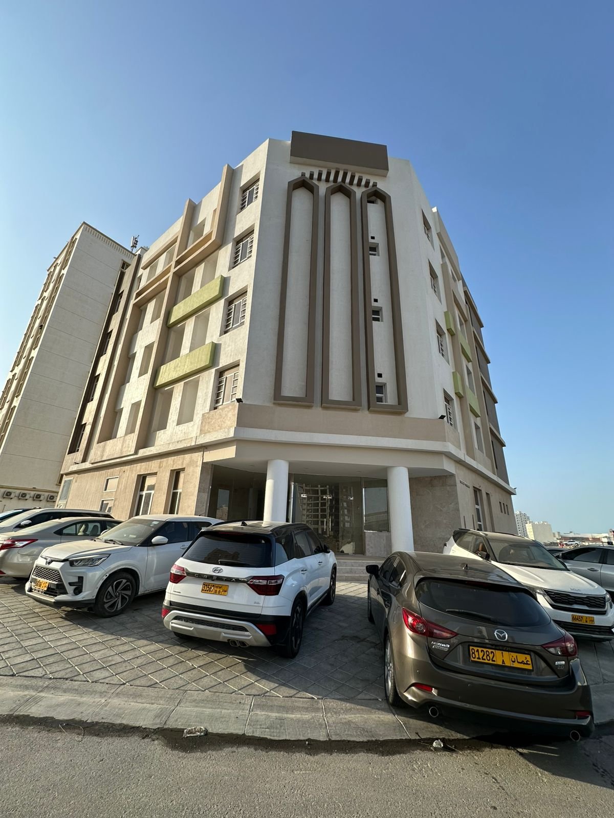 مبنى برج إزادن